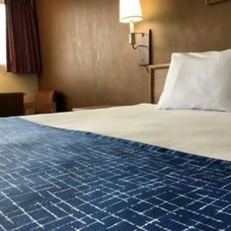 Travelodge By Wyndham Powell Exterior foto